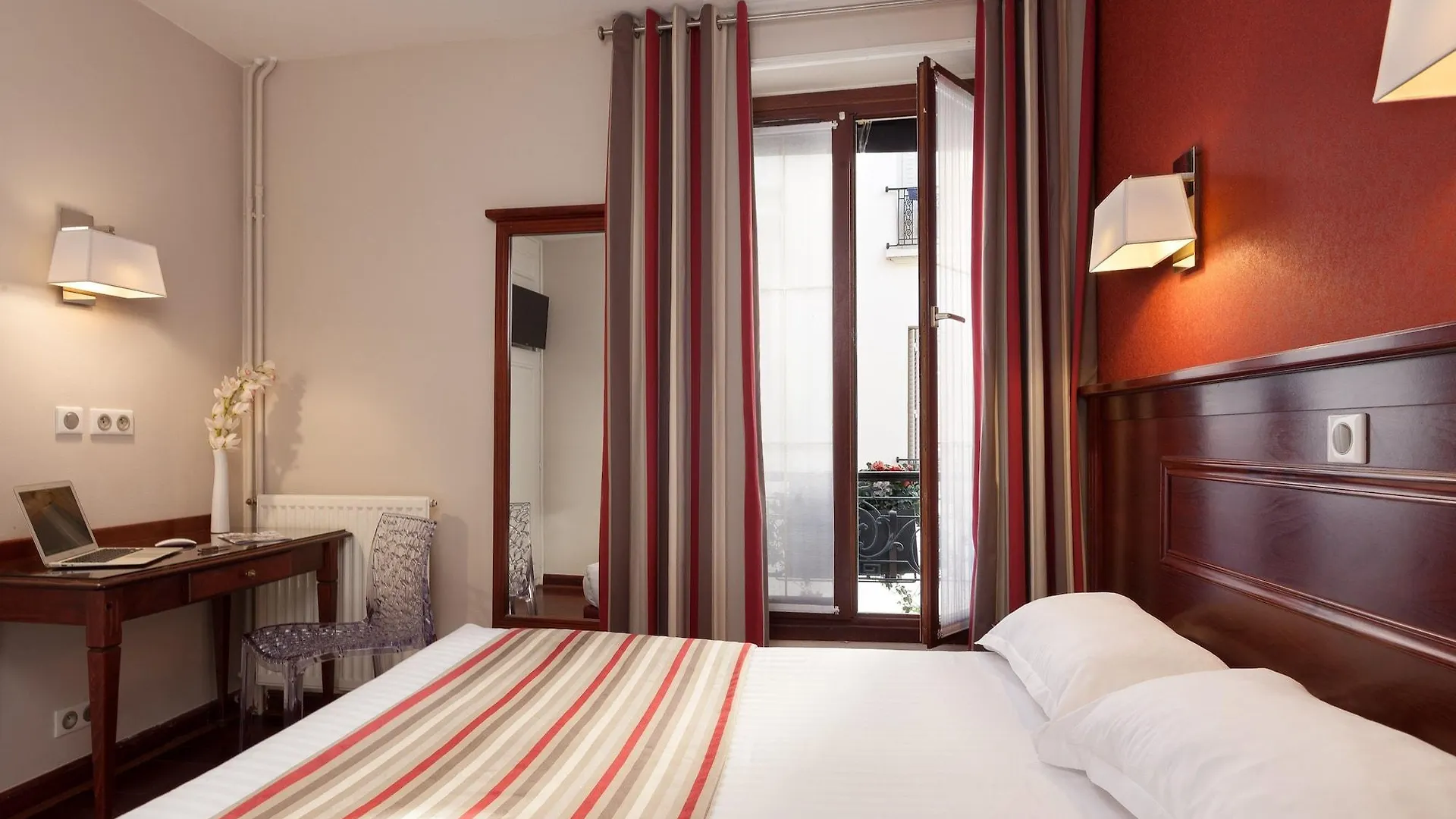 Eiffel Rive Gauche Hotel 3*